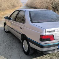 پژو 405 مدل90 بیرنگ و عروسک