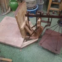ترازوی چوبی روسی قدیمی