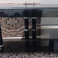 فروش میز تلویزیون شیشه دودی التیمات