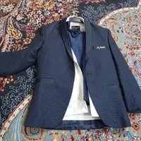 کت وشلوارپسرانه درحدنو