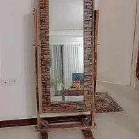 اینه قدی زیبا و تمیز