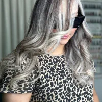 سالن زیبایی پیروزی شکوفه