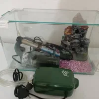 اکواریوم با همه وسایل هاش