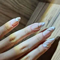 تخفیف ویژه شب یلدا برای خدمات ناخن|خدمات آرایشگری و زیبایی|شاهینشهر, خبرنگار|دیوار