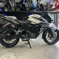 ns 200