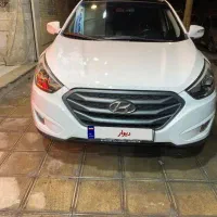 توسان ۲۰۱۴ بی رنگ بی نقطه