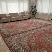 فرش و پشتی