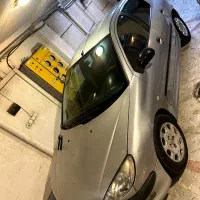 ۲۰۶ تیپ ۲ مدل ۸۲ نقره‌ای