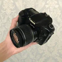 دوربین عکاسی کانون همراه لنز