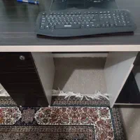 میز تحریر یا کمپیوتر نو