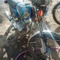 یک دستگاه موتور سیکلت مزاییده مدل ۸۷