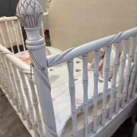 سرویس تخت و دراور نوزاد درحد نو