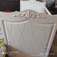 تخت سفید  گهواره‌ای