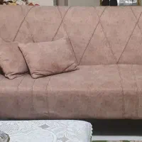 فروش فوری مبل ۵ نفره و پاف وسط در حد نو