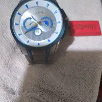 بسیار تمیز در حد نو سالم وبدون ایراد