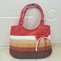 کیف زنانه براق فوق‌العاده، تمیز، سالم، کیفیت عالی