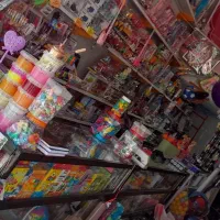 واگذاری اجناس مغازه