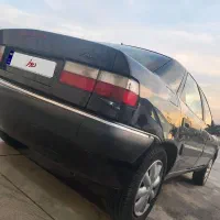 زانتیا 87 چند لکه رنگ فنی عالی