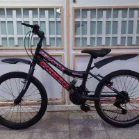 دوچرخه ۲۶ و ۲۰|دوچرخه، اسکیت، اسکوتر|قم, قلعه کامکار|دیوار