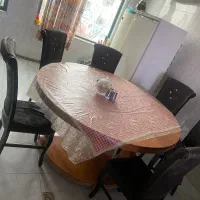 میز نهار خوری امریکایی با صندلی رایگان بصورت هدیه