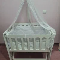 گهواره (تخت کنار مادر)