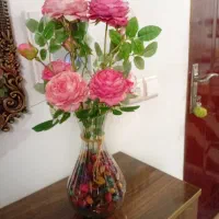 گلدان رومیزی گل محمدی شیک وبروز