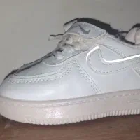 یک  جفت کفش نایک یک عددکت لی پسرانه سایز1