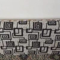 پشتی در حد نو