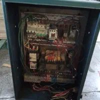 نیرو فنی ماهر و انبار دار