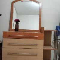 تخت خواب دو نفره به همراه دراور و پاتختی|تخت و سرویس خواب|بندرعباس, |دیوار