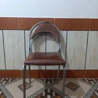 2عدد صندلی کاملا راحت