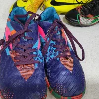 یک جفت کفش ورزشی سالن سایز 40|کیف، کفش، کمربند|یاسوج, |دیوار