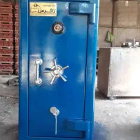 گاوصندوق زاگروس با   شرکت کلید تاشو فایبر‌ کلاس