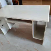 میز کامپیوتر و میز تحریر چوبی محکم و بادوام و سالم