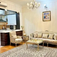 فروش ملک سه طبقه ویلایی با مغازه تجاری