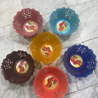 ظروف پلاستیکی بعلت جمع کردن مغازه