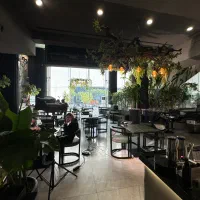 استخدام نیروی خدمات رستوران ( ایرانی)