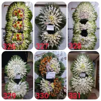 مجموعه تاج گل ختم ترحیم و تبریک نمایشگاه عزا کد۵۰۰