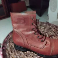 کفش های خارجی نو بفروش میرسد