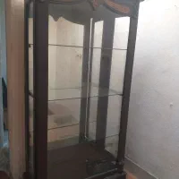 ویترین بزرگ  ۴ طبقه