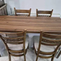 میز جزیره و ناهار خوری