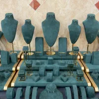 مانکن طلا/ویترین طلا/ کار اماده/ استند|فروشگاه و مغازه|ورامین, شهرک ولیعصر|دیوار