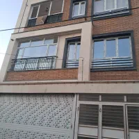 طبقه اول نوساز خیابان دانش فروشی