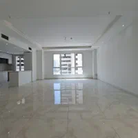 130-متری-پنجره-قدی-پذیرایی-قابل-چیدمان-کلید-نخورده