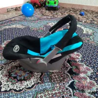 کریر در حد نو|کالسکه و لوازم جانبی|بروجرد, |دیوار