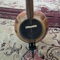 کمانچه پشت بسته