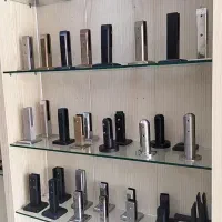 شیشه میخای یه تماسه