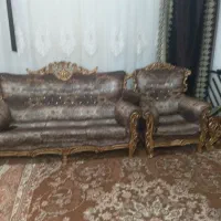فروش یک دست مبل سلطنتی باقیمت خیلی مناسب