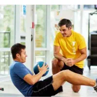 مربی و مشاور ورزشی و خصوصی در باشگاه و منزل