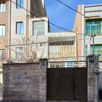 دو طبقه مسکونی سند تک برگ